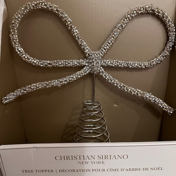 Christian Siriano Viral Bow Tree Topper - Picture 2 of 4